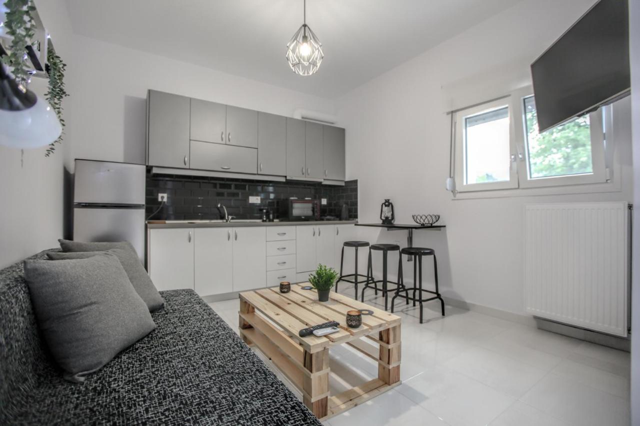 Terra Di Meteora Suites #3 Kalampaka Exteriör bild